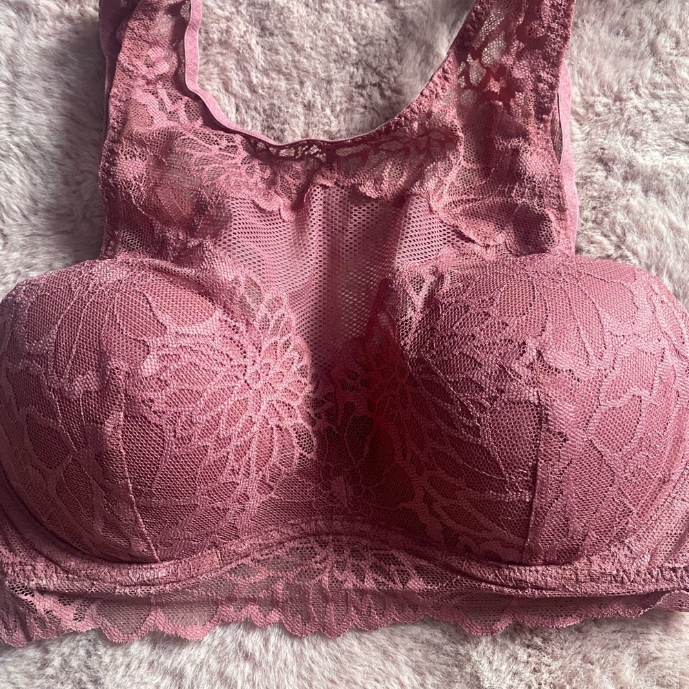 Pink by Victoria secret. Size small. Gently used.